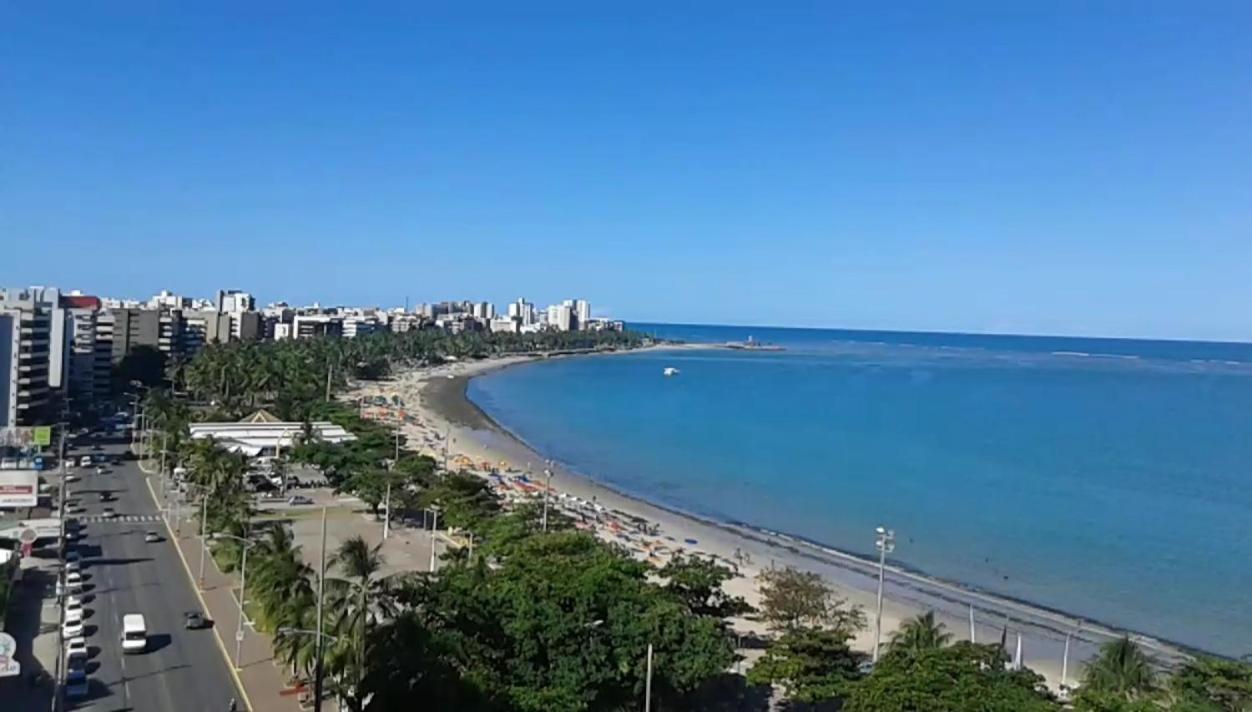 Na Beira Mar De Pajucara - Edificio Neo 2 - Apartamento Com 02 Quartos - Tem Varanda- Vista Lateral Do Mar - Avenida Doutor Antonio Gouveia 1081- Consumo Eletrico E Pago No Ckeck-Out 1Kwh E 1,35 Reias Maceio Dış mekan fotoğraf